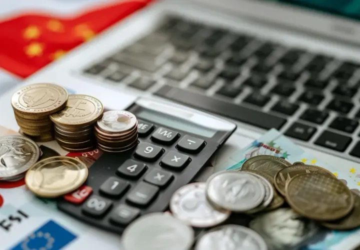 305 Euro to PLN: Aktualny kurs euro i konwerter walut - Sprawdź wartość 