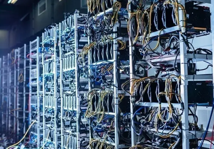 Kopalnia Bitcoin: Rewolucyjna metoda zarabiania w świecie kryptowalut