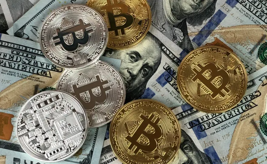 Bitcoin jako oficjalna waluta w Polsce - Ile zarobili na inwestycji w BTC?